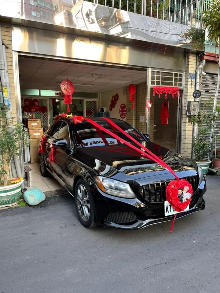 台中結婚禮車熱門車款-賓士 W205 C 