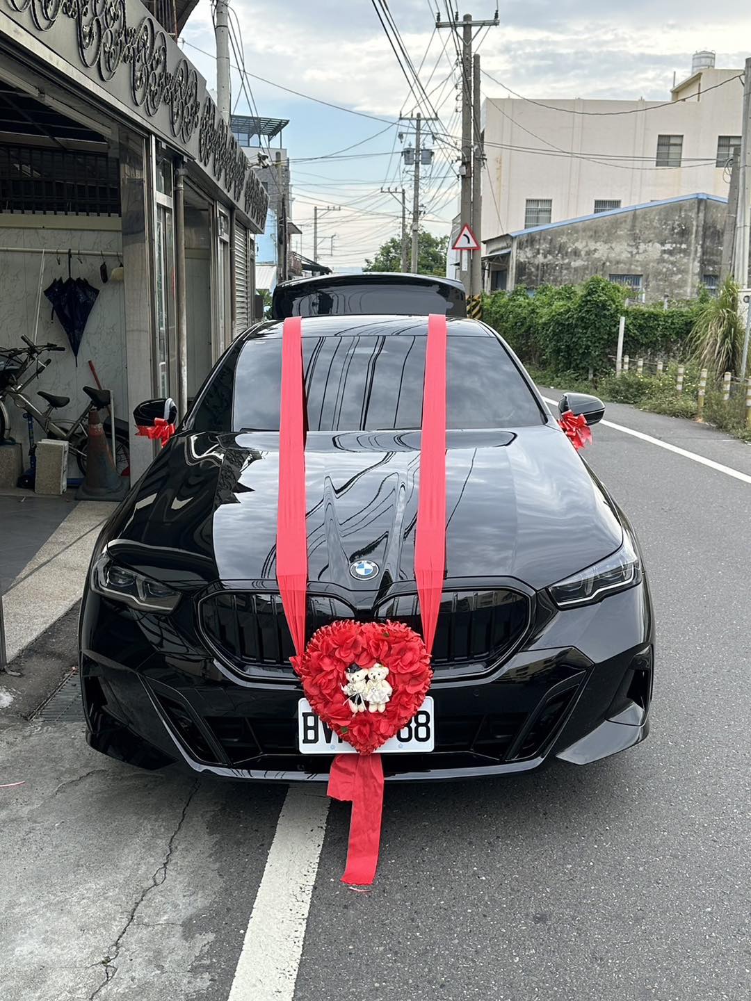 中部結婚禮車推薦-1下半年婚禮旺季 找在地優質團隊 永愛幸福結婚禮車 