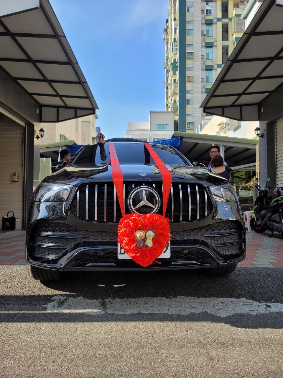 霸氣十足  賓士GLE 